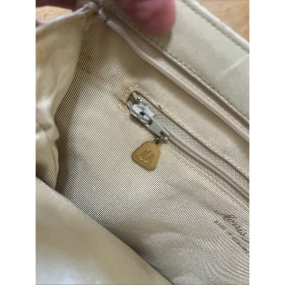 MORRIS MOSKOWITZ - Vintage - Off White Leather Clutch with Wrist Strap - Picture 6 of 10